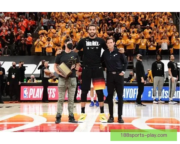 戈贝尔自曝33岁依然巅峰状态全靠健康饮食与戒酒 戈贝尔自曝33岁依然巅峰状态全靠健康饮食与戒酒